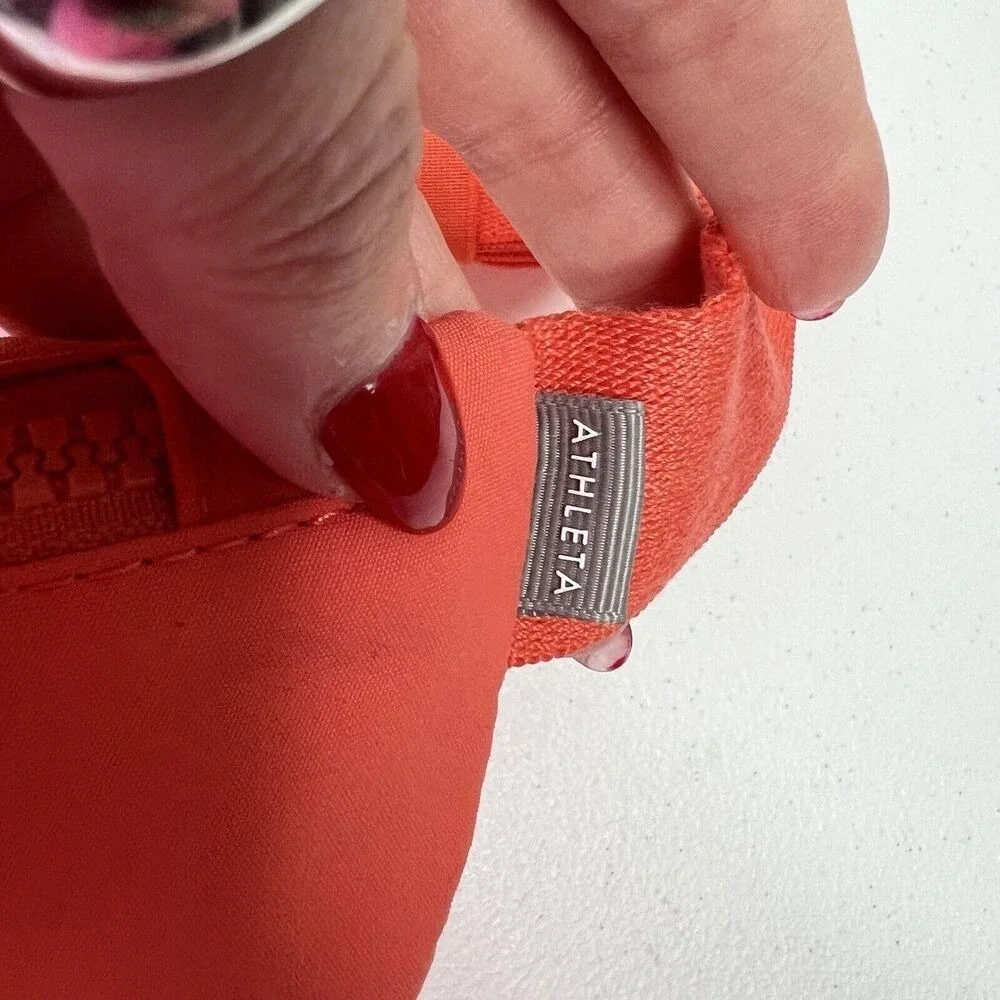 Athleta Kinetic Waist Bag‎ Belt Fanny Pack Adjustable Strap Zip Closure Orange